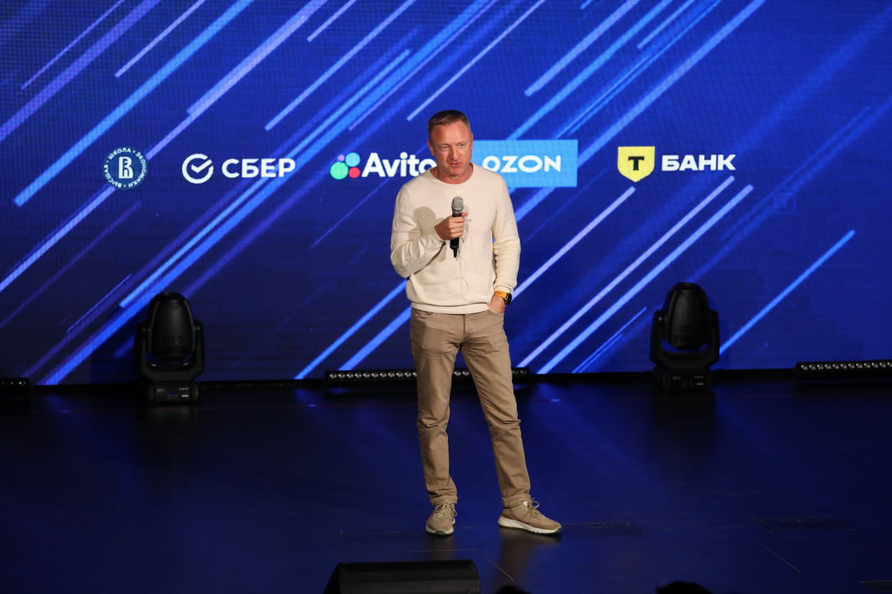 Юные экономисты со всей страны сразятся за звание лучших в Долгопрудном Юные экономисты со всей страны сразятся за звание лучших в Долгопрудном