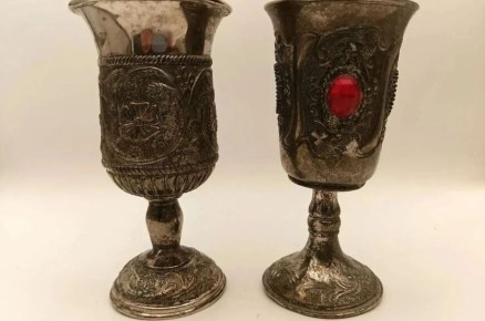 Винтаж с историей: на КПО «Нева» нашли бронзовые бокалы