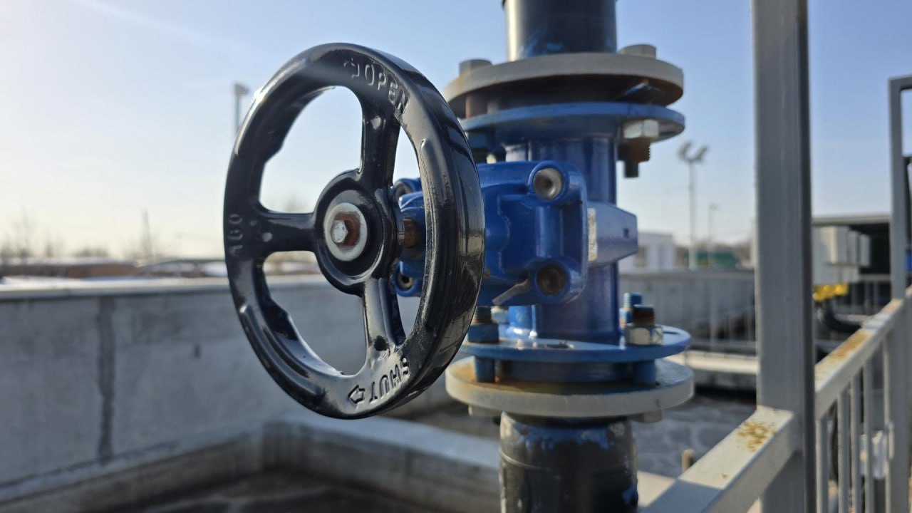 Специалисты МУП «Тепло Коломна» проверили насосные станции, очистили ливневую канализацию и вывезли снег с территории обновленных очистных сооружений в деревне Зарудня Специалисты МУП «Тепло Коломна» проверили насосные станции, очистили ливневую канализацию и вывезли снег с территории обновленных очистных сооружений в деревне Зарудня