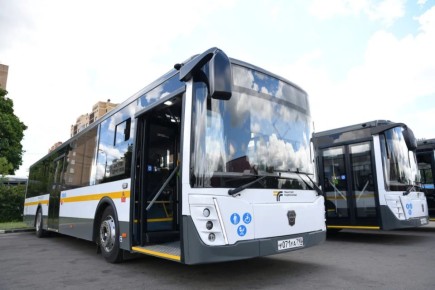 Крупнейший пассажирский перевозчик Московской области АО "МОСТРАНСАВТО" приглашает на работу водителей и слесарей!