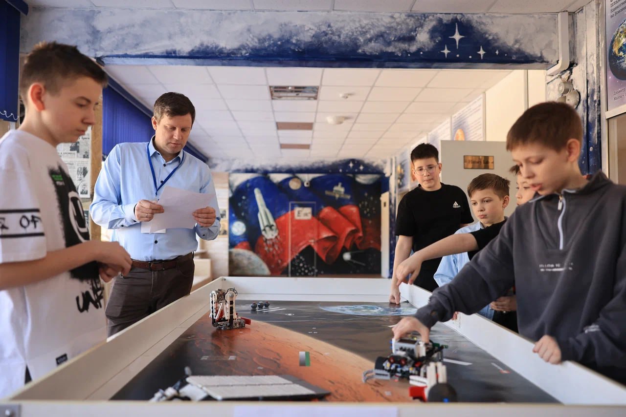 Игорь Трифонов: В нашем городе прошёл X Региональный фестиваль робототехники RoboSpace - большое событие для юных инженеров, изобретателей и всех, кто увлечён современными технологиями