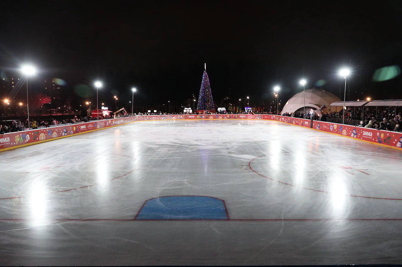 Спасибо за этот сезон: каток в Центральном парке Победы закрывается до зимы