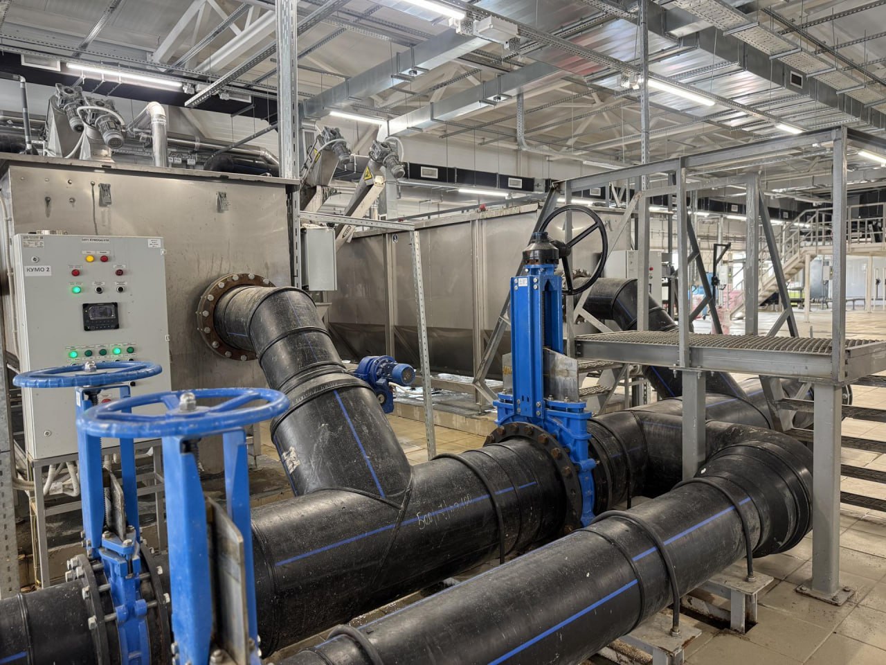 В Ленинском городском округе на территории жилого комплекса «Пригород Лесное» функционируют два современных очистных сооружения В Ленинском городском округе на территории жилого комплекса «Пригород Лесное» функционируют два современных очистных сооружения