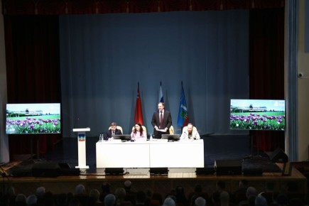 ������� ������: � �������-������� ���� ����� ������ ������� ����������� ����������: ������ � ������ �������� �������� ������ �� ������ ������ � ������� �� ���� ��� ���������� ������ ��������� ����� ���������� ����������.�