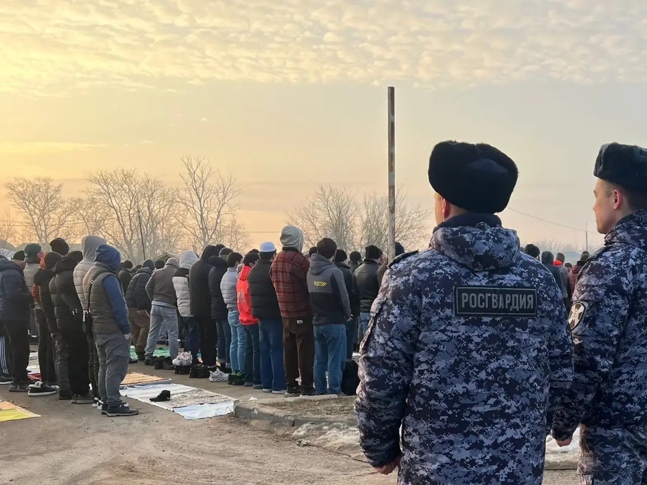 Росгвардейцы обеспечили безопасность во время проведения мусульманского праздника Ураза-Байрам в Подмосковье