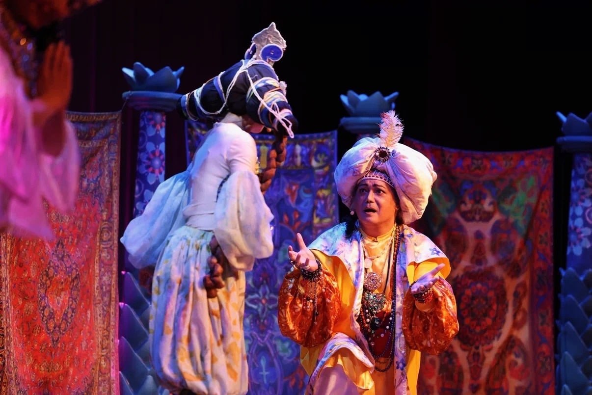 В киноконцертном зале центрального аппарата СК России состоялся показ спектакля «Волшебная лампа Аладдина» В киноконцертном зале центрального аппарата СК России состоялся показ спектакля «Волшебная лампа Аладдина»