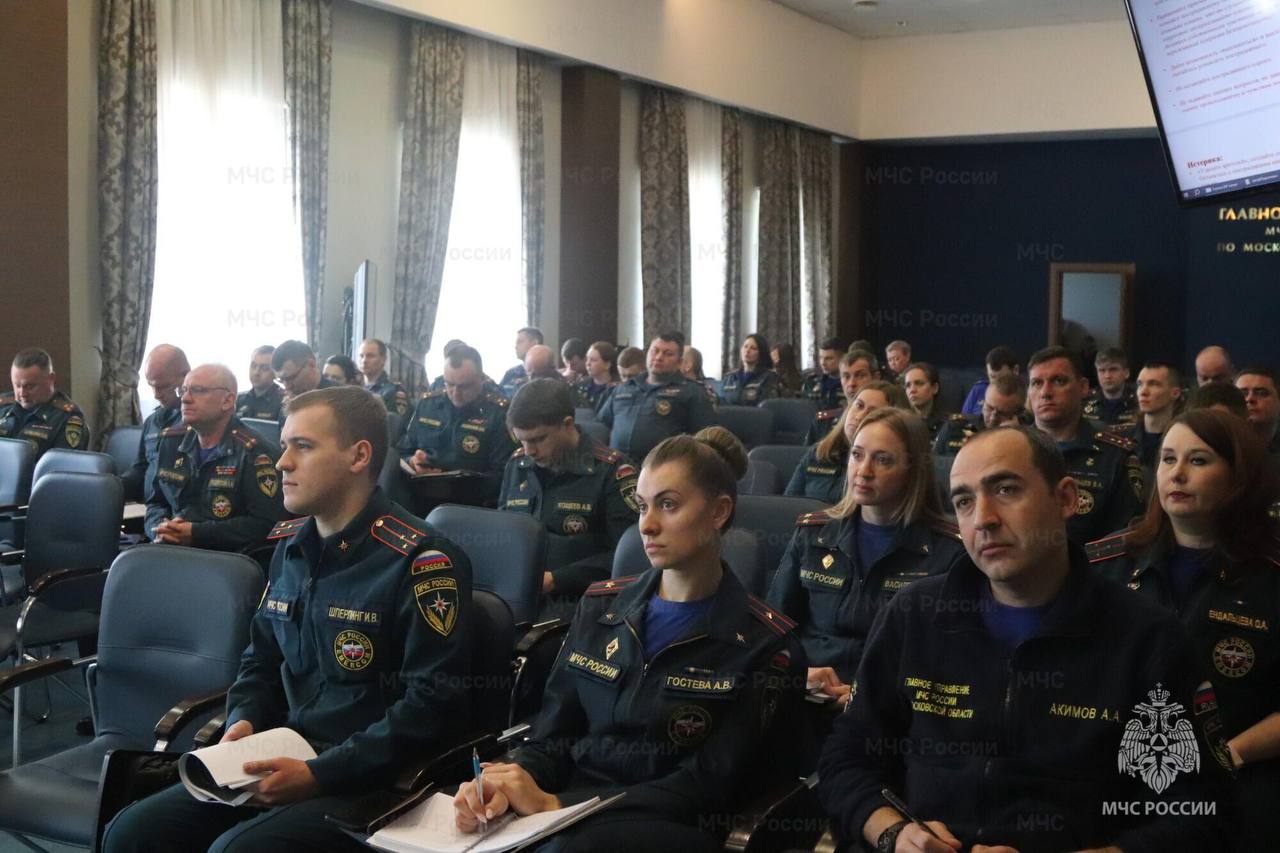 Представитель Российского общества «Знание» Дарья Смирнова приняла участие в занятиях по профессиональной подготовке сотрудников Представитель Российского общества «Знание» Дарья Смирнова приняла участие в занятиях по профессиональной подготовке сотрудников