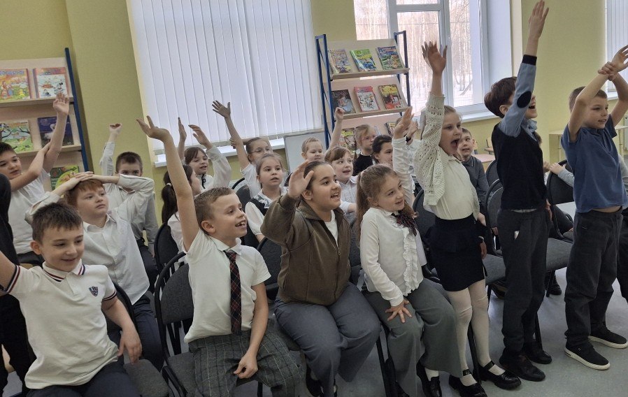 Ребята из муниципального округа Чехов с теплом и вдохновением встретили Всемирный день поэзии Ребята из муниципального округа Чехов с теплом и вдохновением встретили Всемирный день поэзии