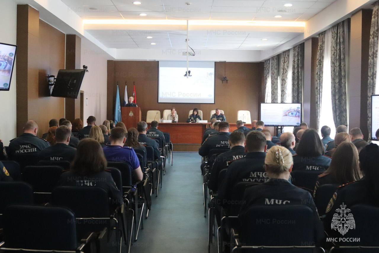 Представитель Российского общества «Знание» Дарья Смирнова приняла участие в занятиях по профессиональной подготовке сотрудников