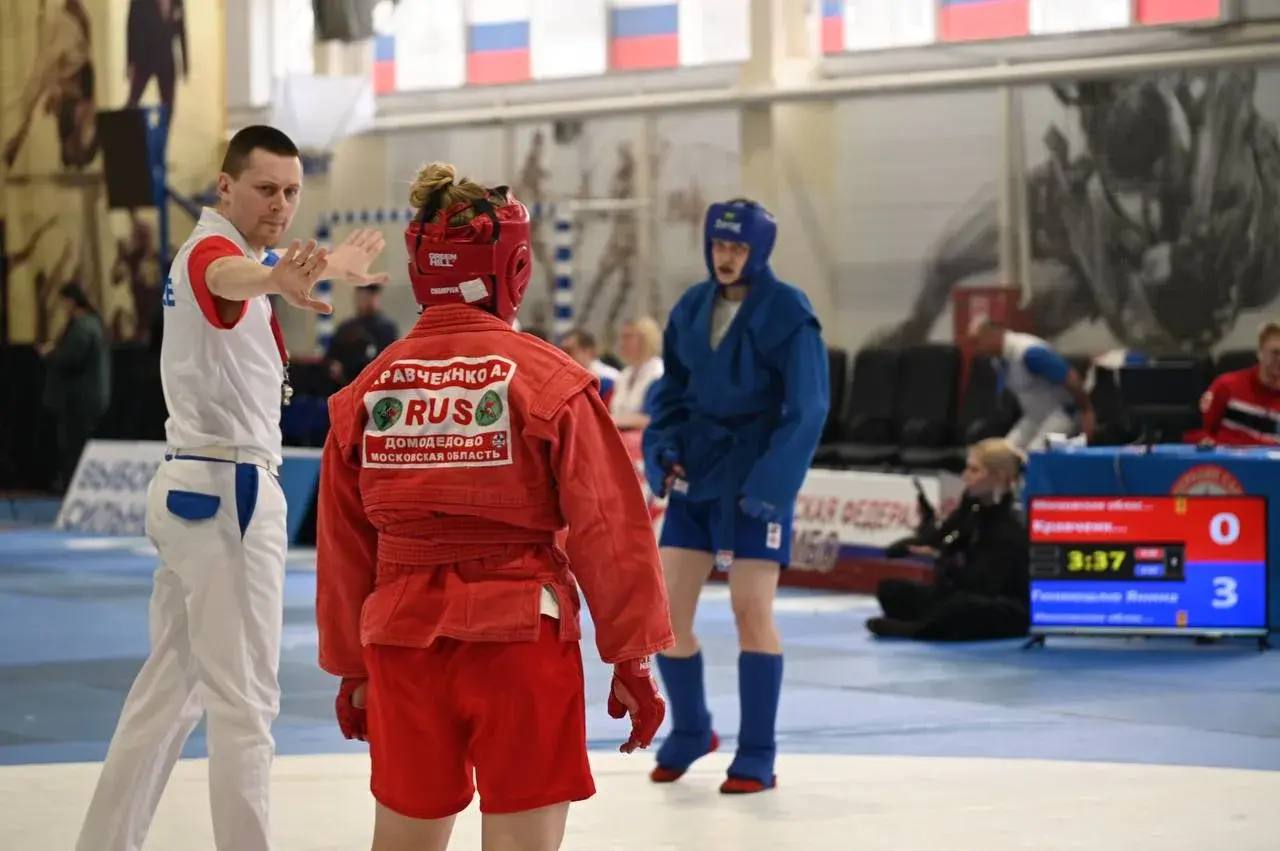 В спортивном комплексе «Русский медведь» дан старт Всероссийскому чемпионату по боевому самбо среди женщин, организованному в рамках федерального проекта партии «Единая Россия» В спортивном комплексе «Русский медведь» дан старт Всероссийскому чемпионату по боевому самбо среди женщин, организованному в рамках федерального проекта партии «Единая Россия»