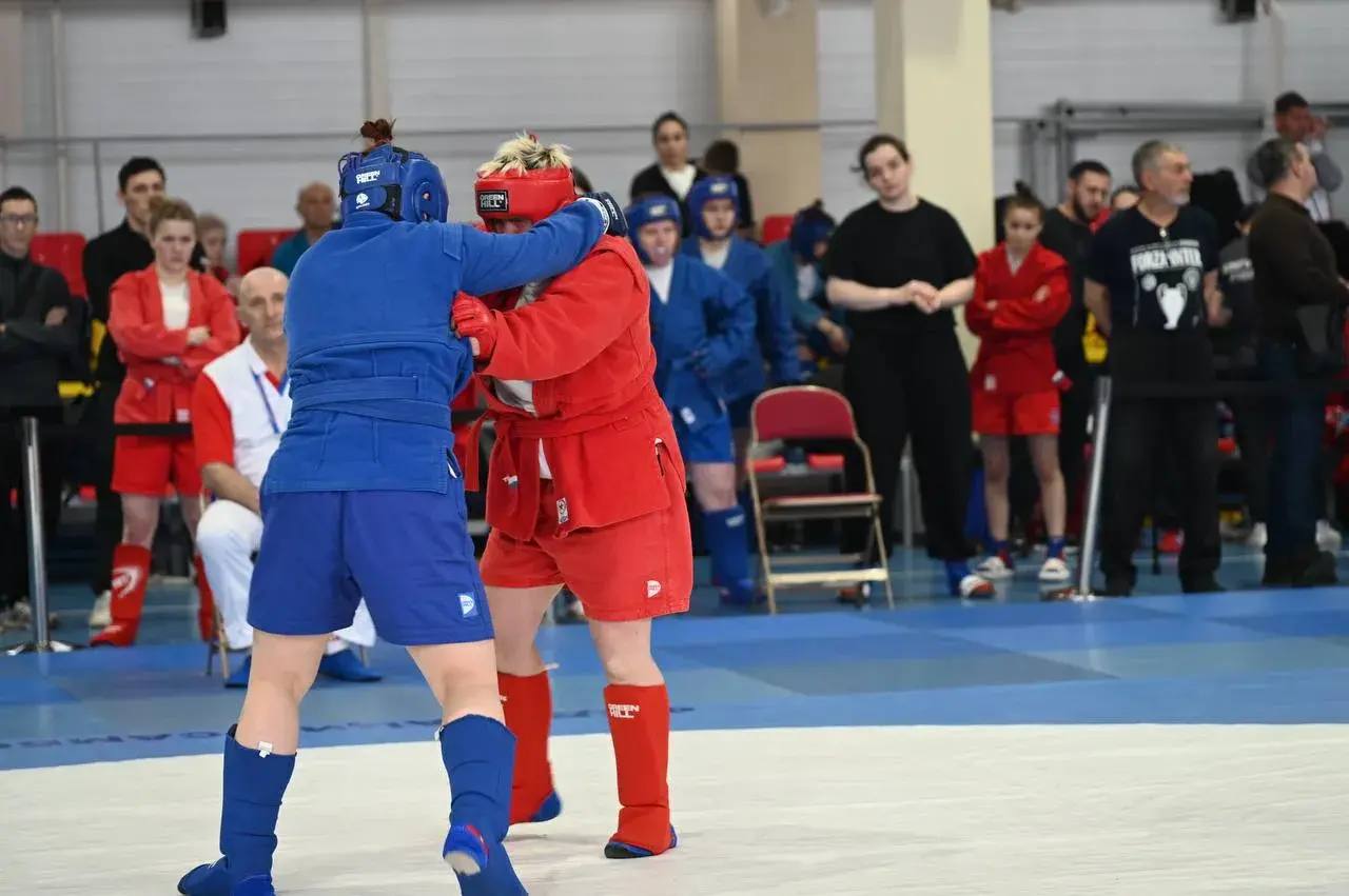 В спортивном комплексе «Русский медведь» дан старт Всероссийскому чемпионату по боевому самбо среди женщин, организованному в рамках федерального проекта партии «Единая Россия» В спортивном комплексе «Русский медведь» дан старт Всероссийскому чемпионату по боевому самбо среди женщин, организованному в рамках федерального проекта партии «Единая Россия»