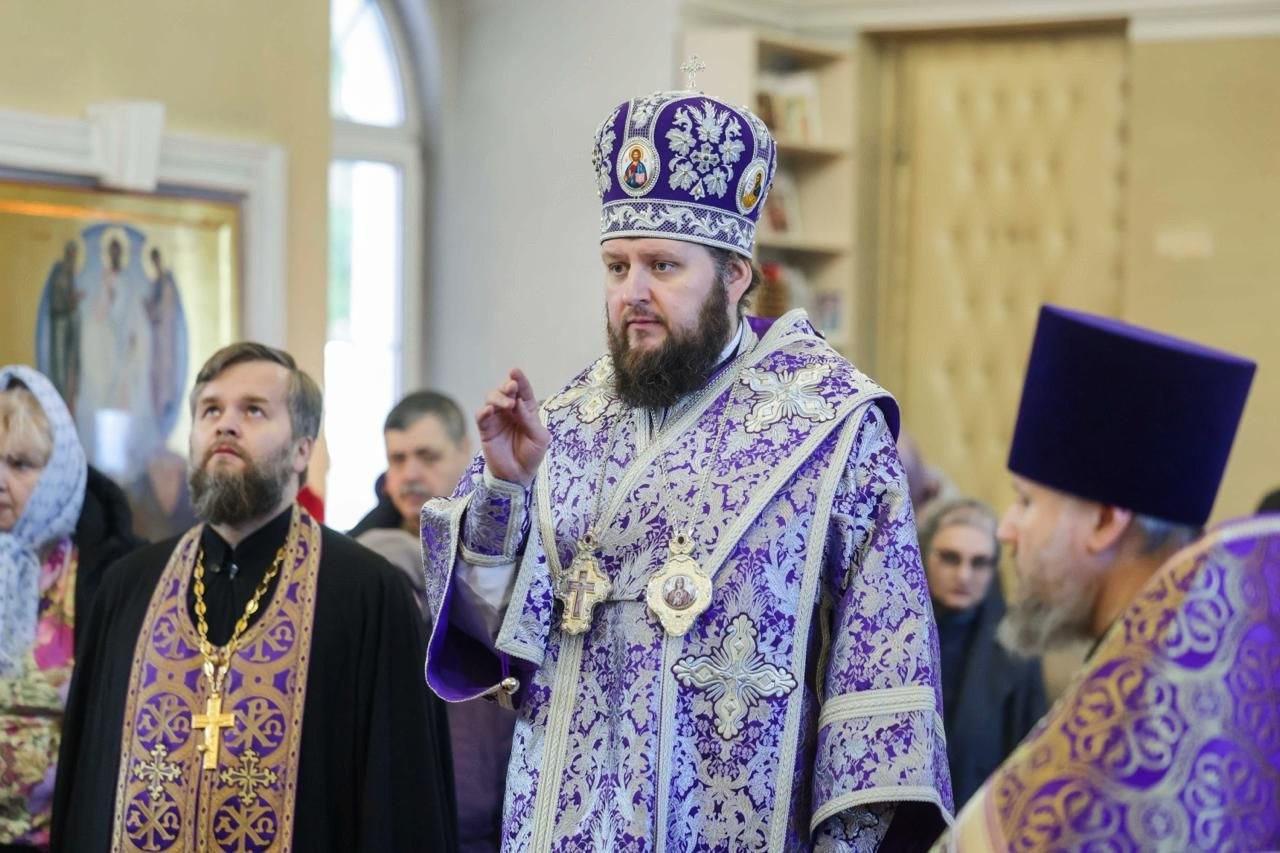 Григорий Артамонов: Сегодня Архиепископ Подольский и Люберецкий Аксий совершил Божественную литургию в Ильинском храме деревни Лемешово Григорий Артамонов: Сегодня Архиепископ Подольский и Люберецкий Аксий совершил Божественную литургию в Ильинском храме деревни Лемешово