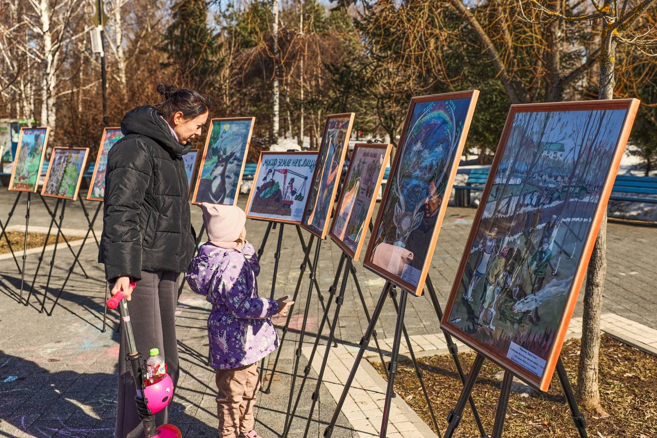 Юлия Купецкая: Экодень в Парке Мира!. Стать настоящими друзьями с окружающей природой, создать эко-кормушку, увидеть знакомых сказочных персонажей и просто интересно провести время — все это можно было сделать на... Юлия Купецкая: Экодень в Парке Мира!. Стать настоящими друзьями с окружающей природой, создать эко-кормушку, увидеть знакомых сказочных персонажей и просто интересно провести время — все это можно было сделать на...