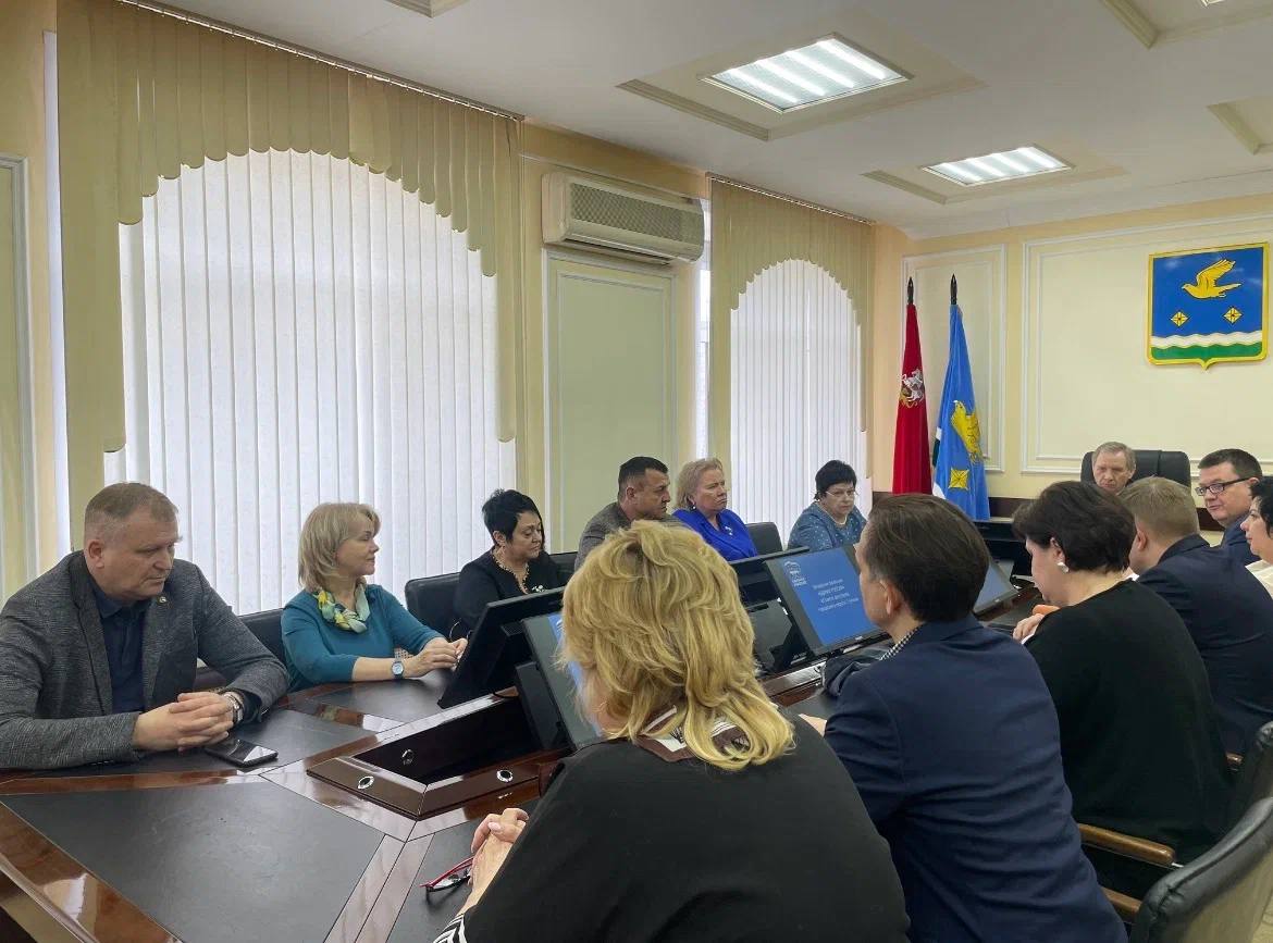 СТУПИНО. Принял участие в заседании фракции партии «Единая Россия» в Совете депутатов городского округа Ступино СТУПИНО. Принял участие в заседании фракции партии «Единая Россия» в Совете депутатов городского округа Ступино