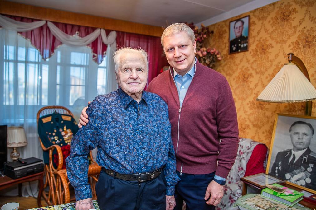 Андрей Иванов: Отметили 100-летие Константина Сергеевича Федотова — фронтового разведчика, участника Парада Победы 1945 года, почётного гражданина Одинцовского округа Андрей Иванов: Отметили 100-летие Константина Сергеевича Федотова — фронтового разведчика, участника Парада Победы 1945 года, почётного гражданина Одинцовского округа