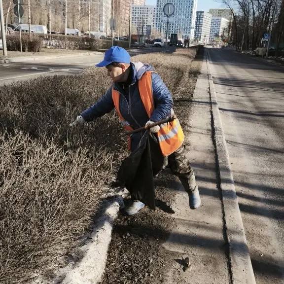 Юлия Купецкая: Продолжаем наводить порядок на улицах округа после зимы Юлия Купецкая: Продолжаем наводить порядок на улицах округа после зимы