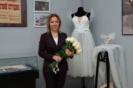 � ��������� ��������� �������� � 60-����� ������������ ����������