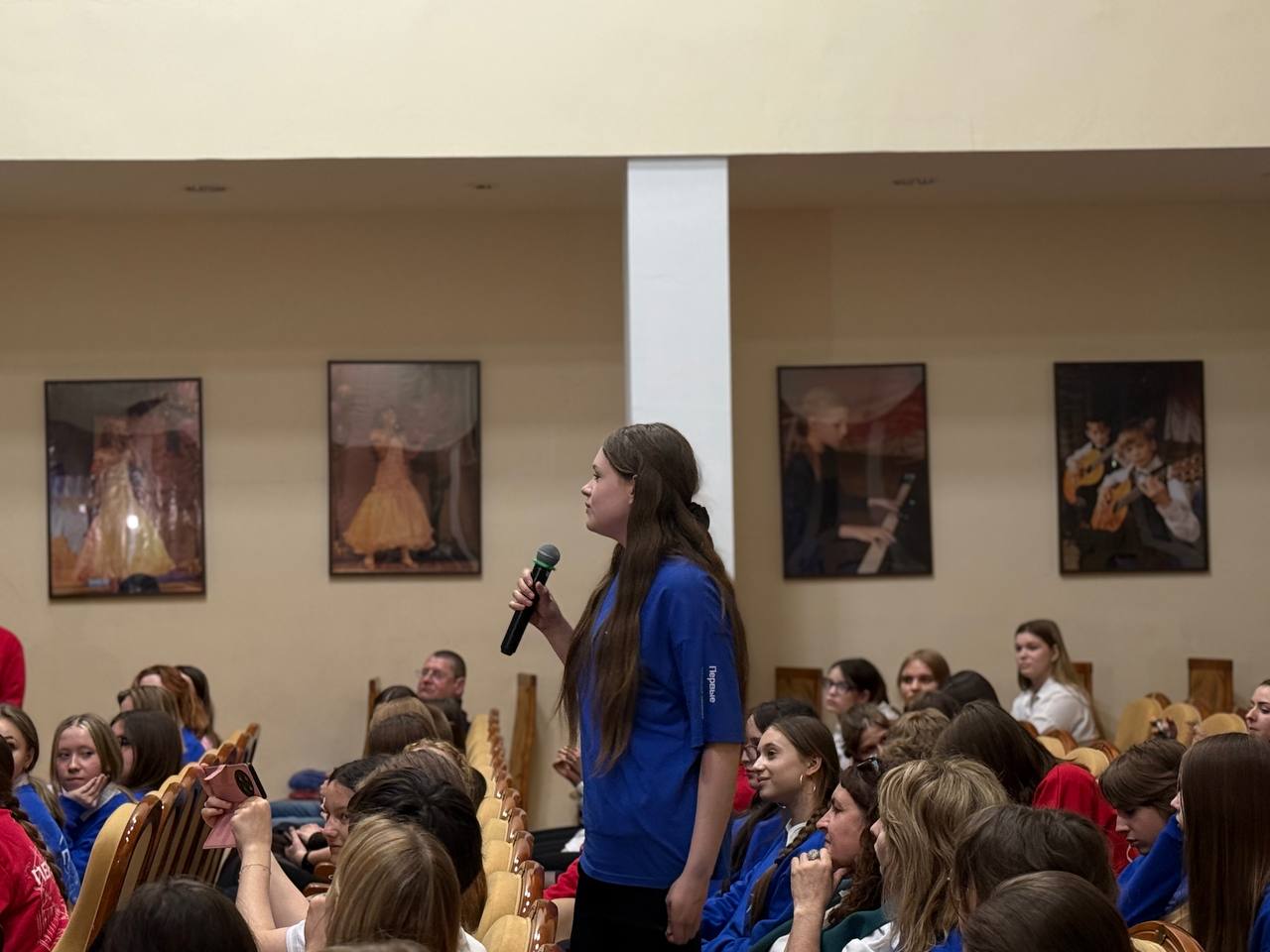 Зарядка для характера: диалог с Александром Хорошиловым в Дмитрове Зарядка для характера: диалог с Александром Хорошиловым в Дмитрове