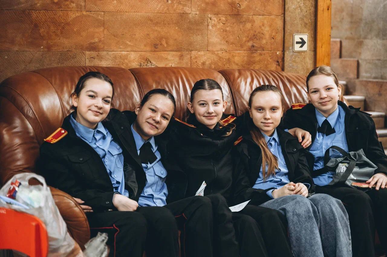 В центре «Романтик» прошли межмуниципальные соревнования «Девушки в погонах» В центре «Романтик» прошли межмуниципальные соревнования «Девушки в погонах»