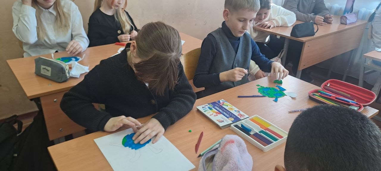 Экологическая инициатива юных орлят: "Час Земли" глазами третьеклассников Экологическая инициатива юных орлят: "Час Земли" глазами третьеклассников