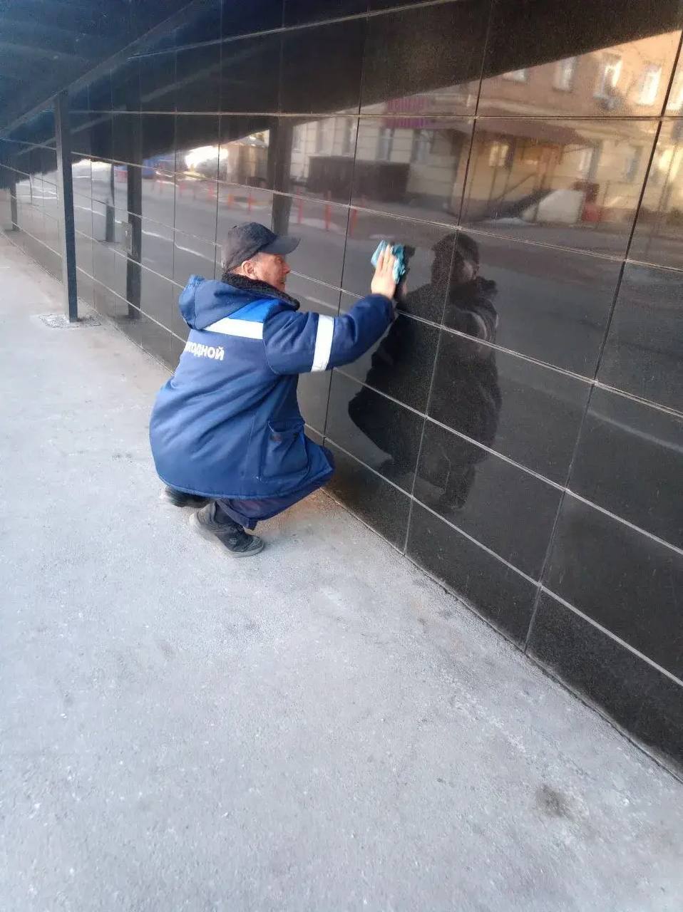 Более 250 торговых объектов в Люберцах привели в порядок за неделю Более 250 торговых объектов в Люберцах привели в порядок за неделю