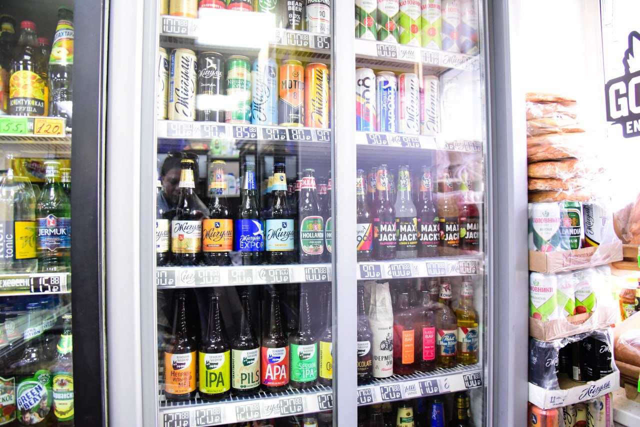 Более 540 литров алкоголя изъяли у недобросовестного предпринимателя Более 540 литров алкоголя изъяли у недобросовестного предпринимателя