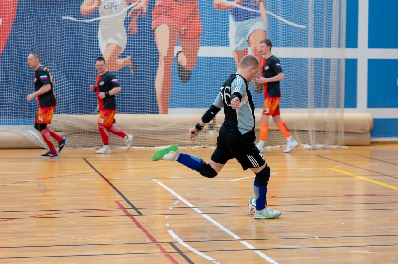 В спорткомплексе «Борисоглебский» проходит 25-й, юбилейный чемпионат и первенство России по футзалу среди спортсменов с нарушением зрения