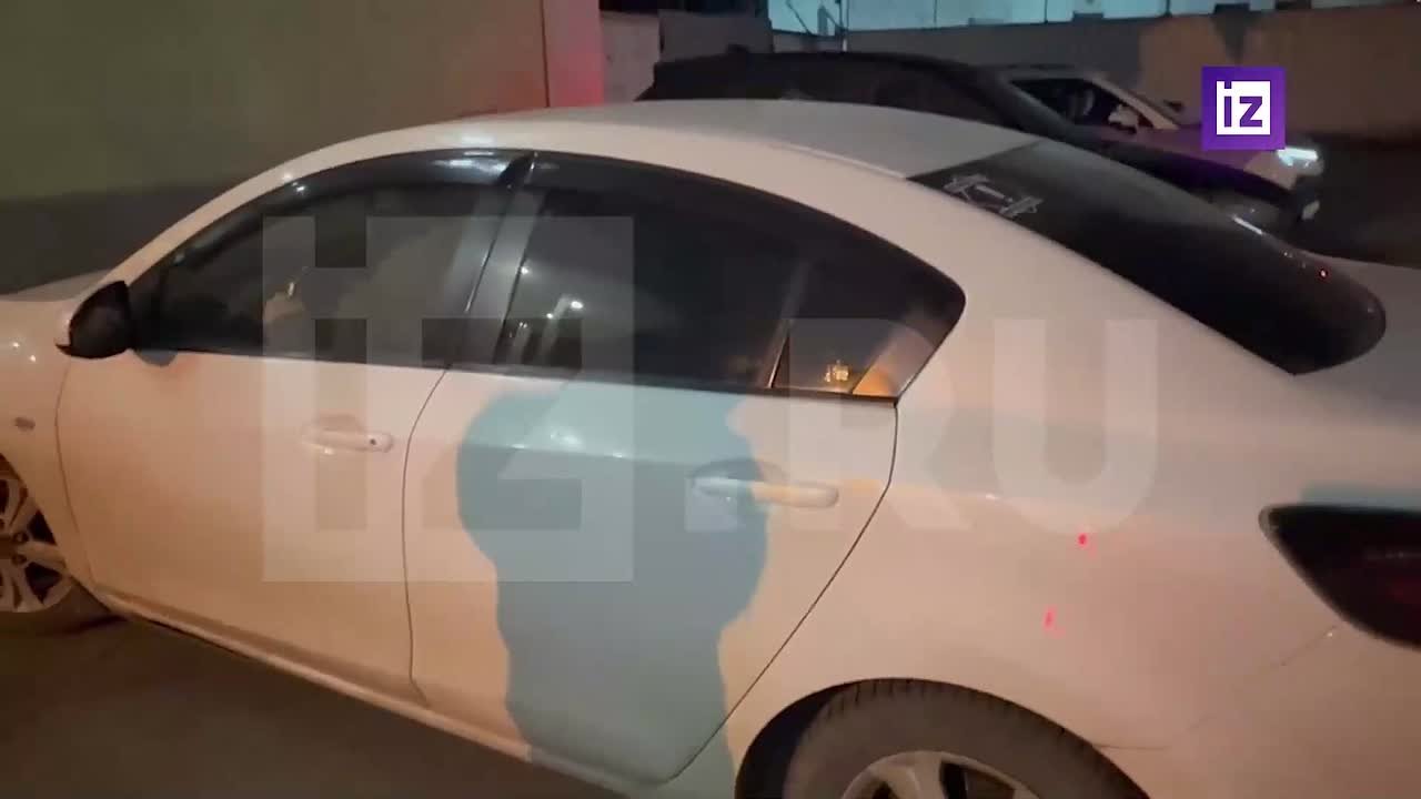 Троих подозреваемых по делу о нападении на корреспондента "Известий" Алексея Полторанина увезли в изолятор