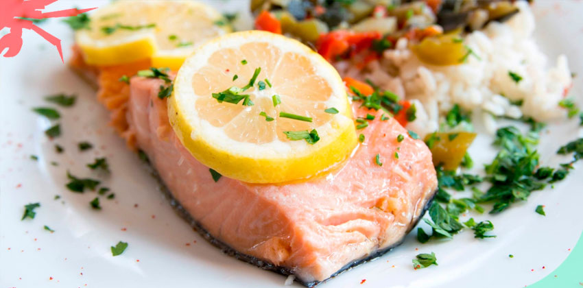 Приглашаем на рыбный ужин: Красная рыба на пару с вином и фенхелем