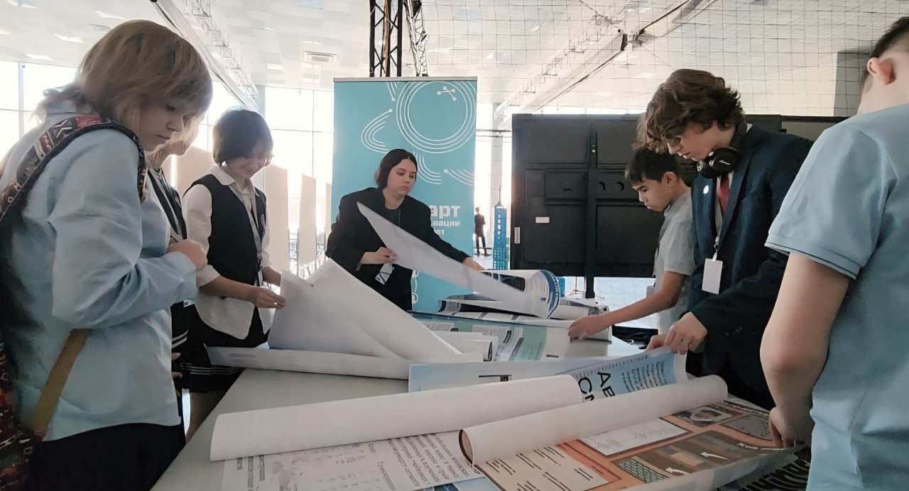 Неубиваемое колесо и ИИ-поиск питомцев: в Физтех-лицее Долгопрудного проходит конкурс инноваций Неубиваемое колесо и ИИ-поиск питомцев: в Физтех-лицее Долгопрудного проходит конкурс инноваций