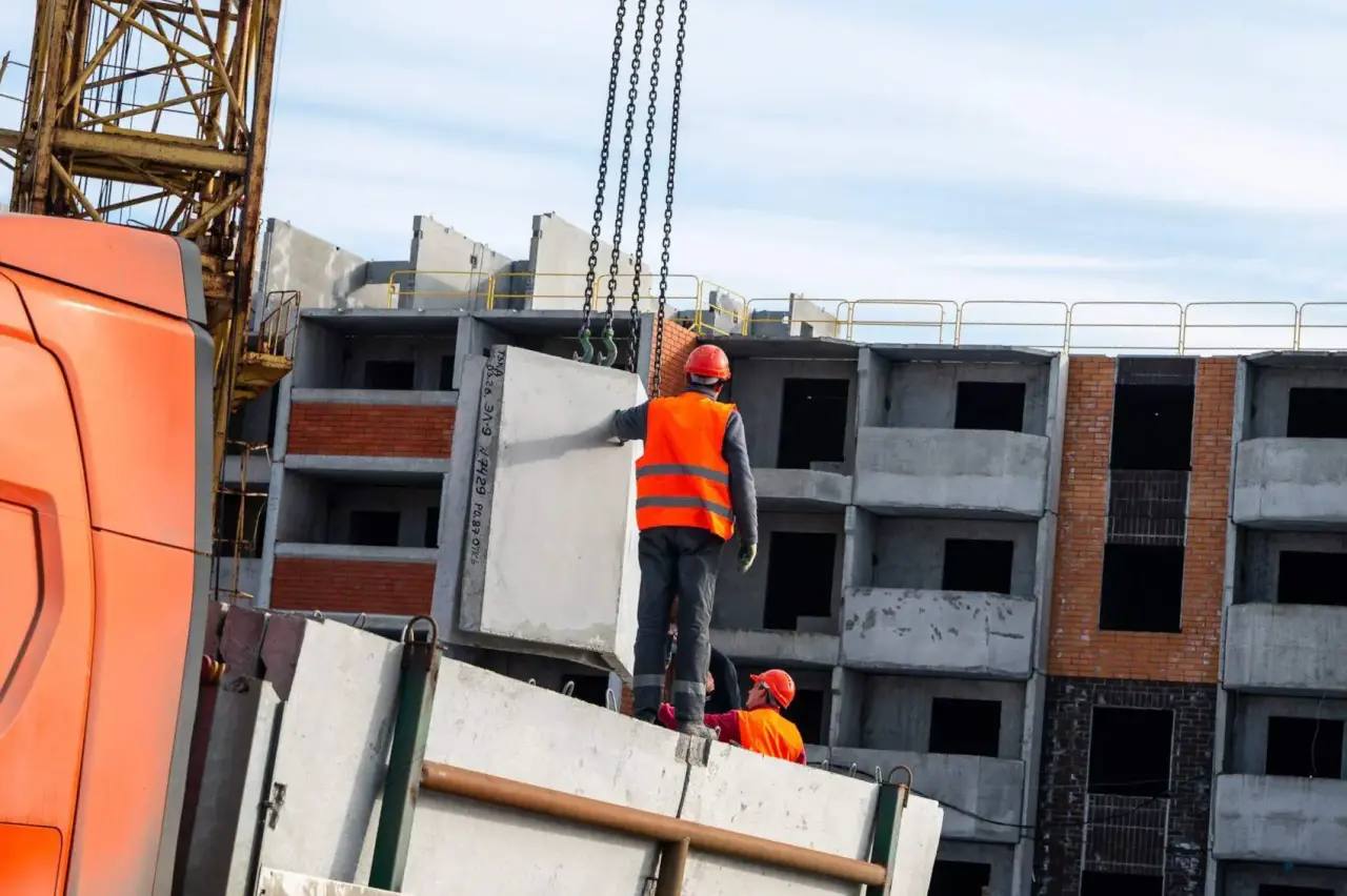 Дом на Текстильщиков снова строится — и это главное Дом на Текстильщиков снова строится — и это главное