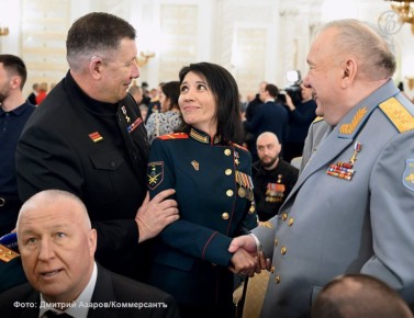 ������ �������, ���������� ������ ����� ������ � ���� ������������, �������� ������� ������� ����� ��������������� � ������� �� ������� ������