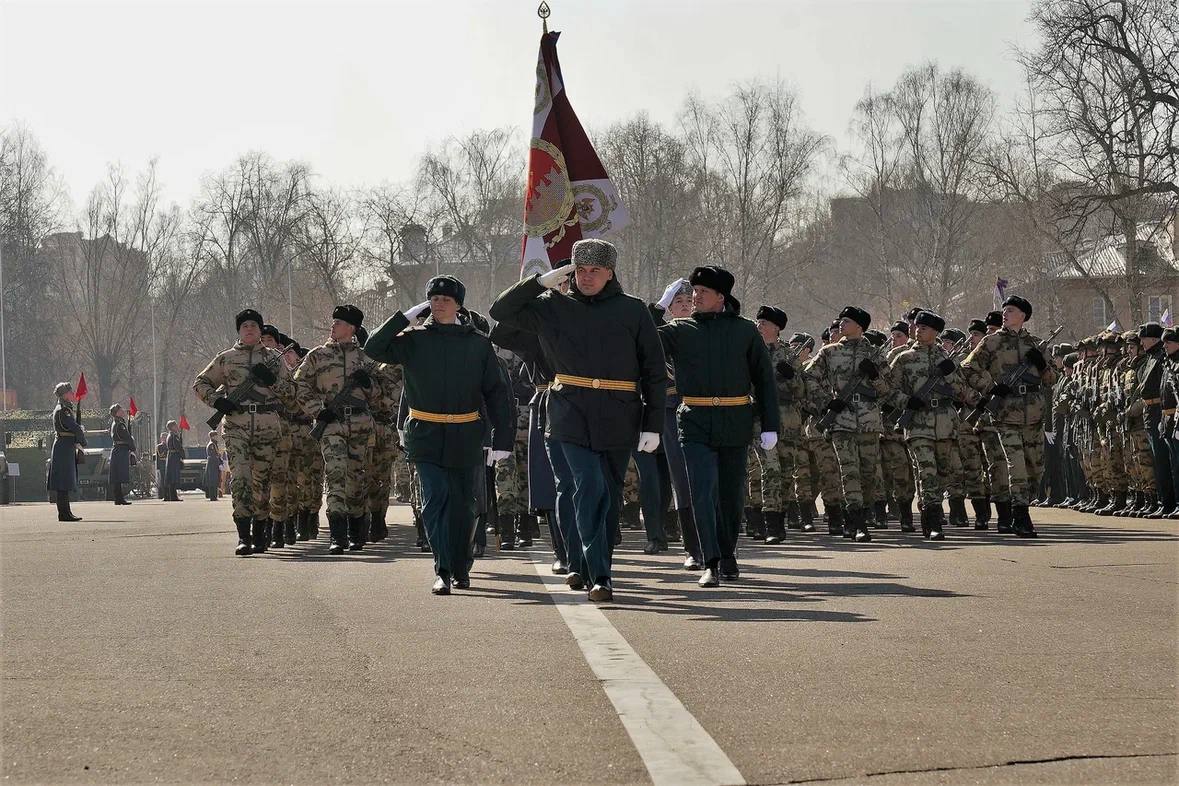 В преддверии Дня войск национальной гвардии Российской Федерации глава Реутова поздравил росгвардейцев В преддверии Дня войск национальной гвардии Российской Федерации глава Реутова поздравил росгвардейцев
