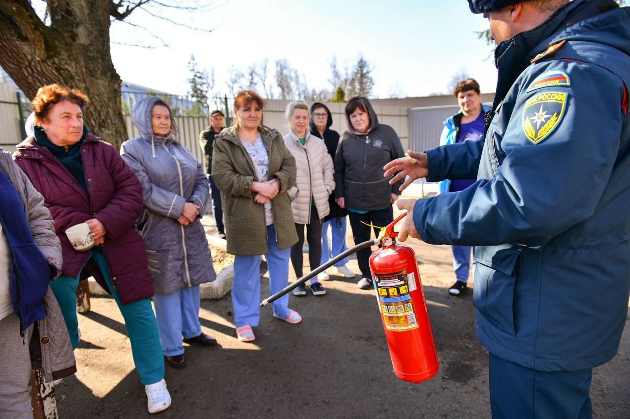 В Химках отработали действия при пожаре: как прошёл день учебной эвакуации В Химках отработали действия при пожаре: как прошёл день учебной эвакуации