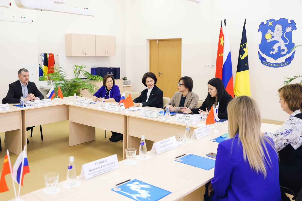 В Химках прошел образовательный форум с участием делегации из КНР В Химках прошел образовательный форум с участием делегации из КНР