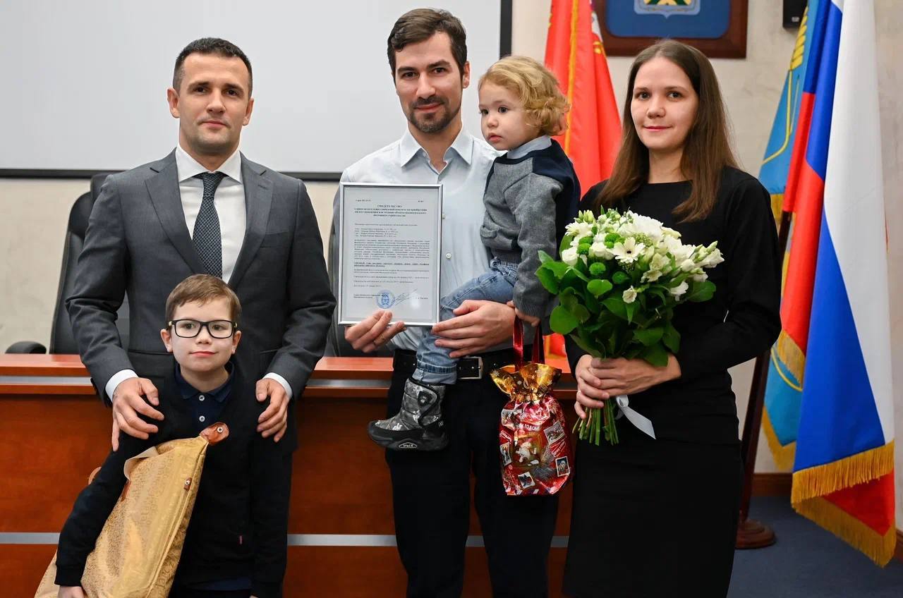 Станислав Каторов: Поддержка семей с детьми остаётся одним из ключевых направлений нашей работы в Ленинском округе Станислав Каторов: Поддержка семей с детьми остаётся одним из ключевых направлений нашей работы в Ленинском округе