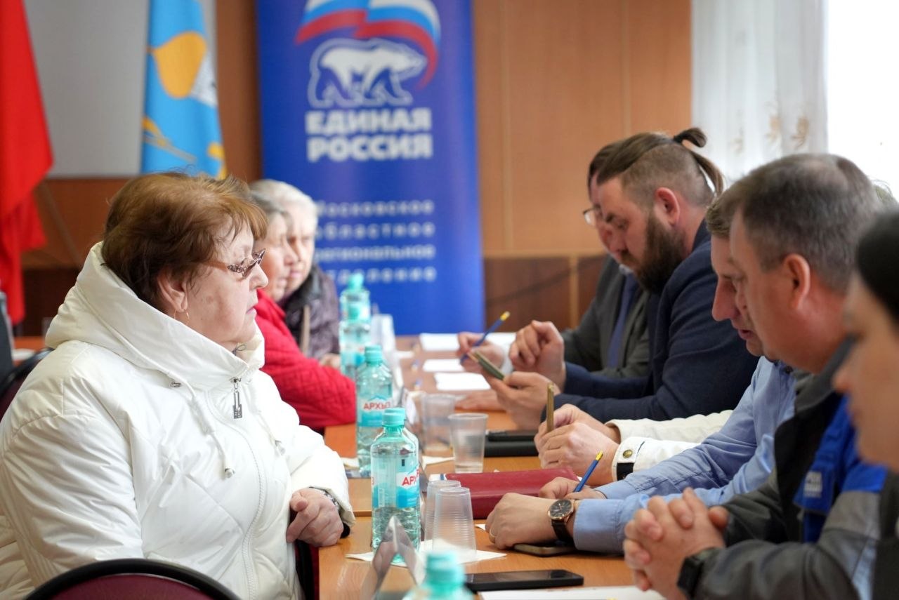 Сегодня провели очередную встречу в формате «Выездной администрации» в Краснозаводске Сегодня провели очередную встречу в формате «Выездной администрации» в Краснозаводске