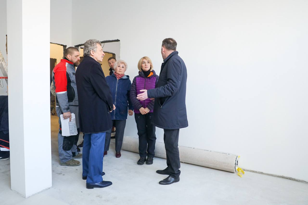 Юлия Купецкая: В рамках Народной программы Единой России готовим к открытию палисадик для наших малышей в микрорайоне Строитель