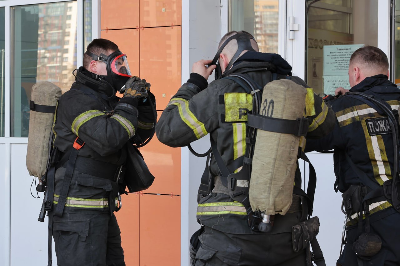 В лицее №5 прошли масштабные учения по ликвидации условного пожара В лицее №5 прошли масштабные учения по ликвидации условного пожара