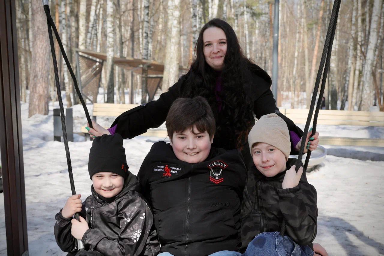 Сергей Юров: В Нижнем Новгороде прошёл федеральный форум «Есть результат», на котором подвели итоги реализации народной программы Единой России и обсудили её дальнейшее развитие Сергей Юров: В Нижнем Новгороде прошёл федеральный форум «Есть результат», на котором подвели итоги реализации народной программы Единой России и обсудили её дальнейшее развитие