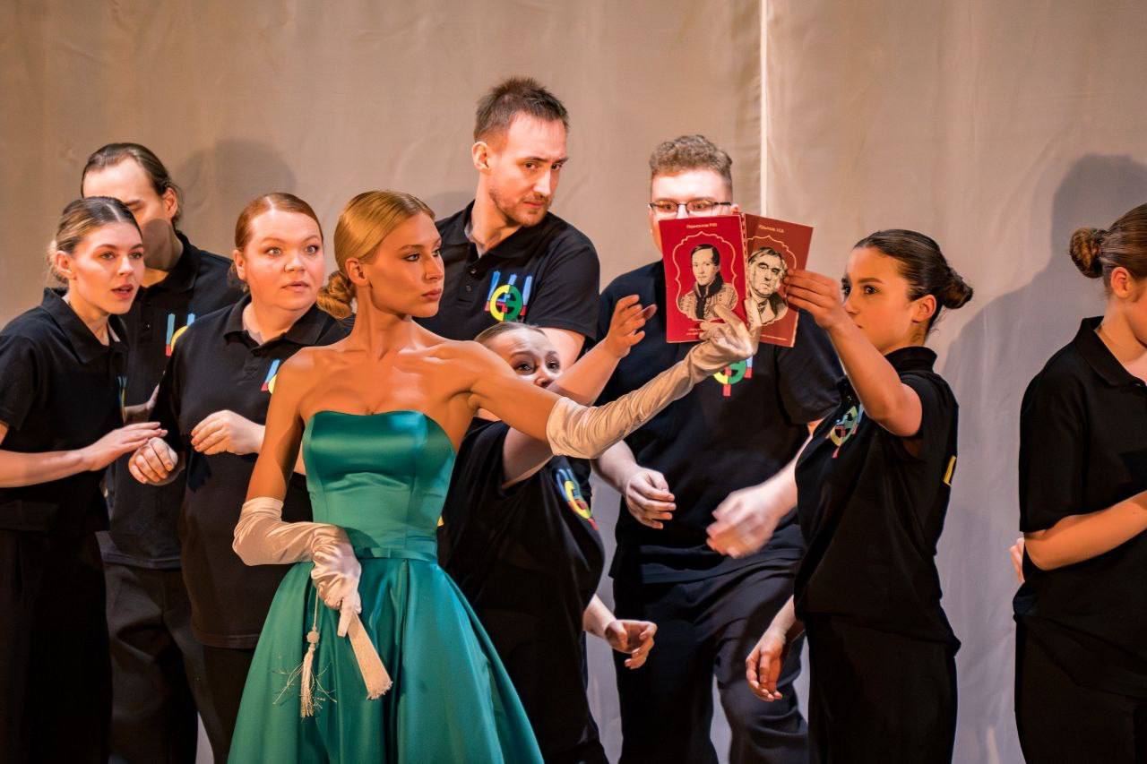 27 марта мы отмечаем Всемирный день театра — праздник, который объединяет всех, кто связан с этим удивительным видом искусства, а также его ценителей 27 марта мы отмечаем Всемирный день театра — праздник, который объединяет всех, кто связан с этим удивительным видом искусства, а также его ценителей