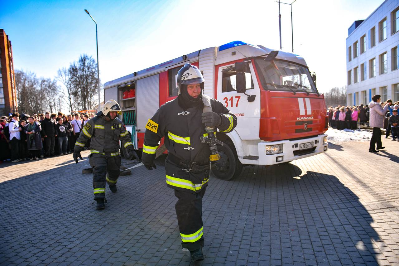 В Химках отработали действия при пожаре: как прошёл день учебной эвакуации