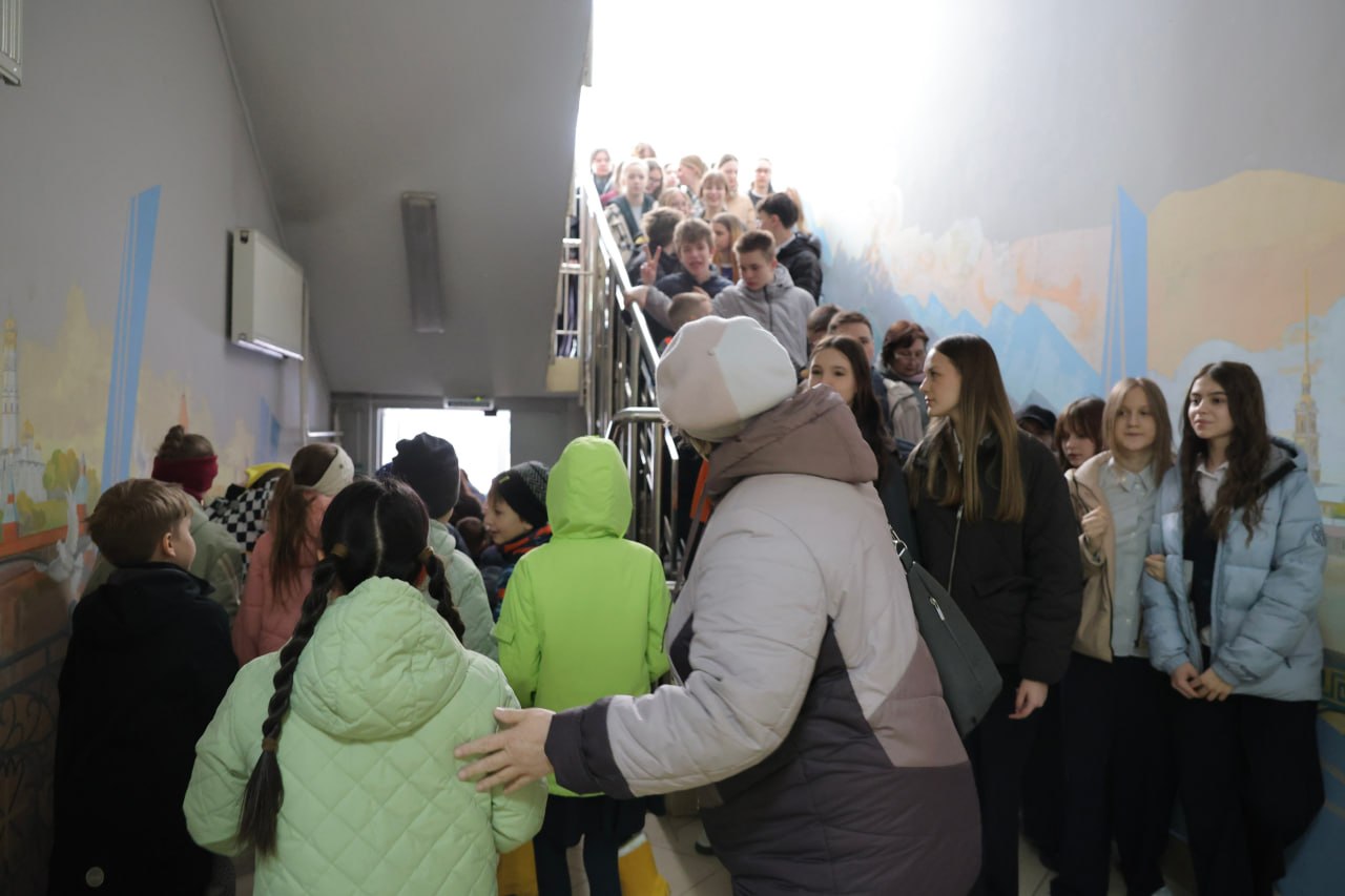 В лицее №5 прошли масштабные учения по ликвидации условного пожара В лицее №5 прошли масштабные учения по ликвидации условного пожара