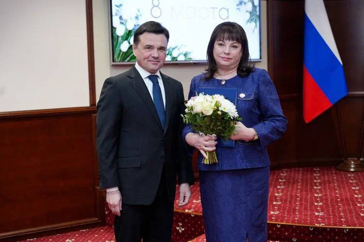 Нина Широкова награждена Благодарственным письмом Президента Российской Федерации Владимира Путина за активное участие в общественной и благотворительной деятельности