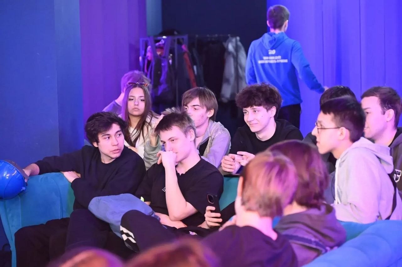 По инициативе «Молодой Гвардии» в Серпухове прошёл первый турнир по Counter-Strike «Гвардейская машина» По инициативе «Молодой Гвардии» в Серпухове прошёл первый турнир по Counter-Strike «Гвардейская машина»