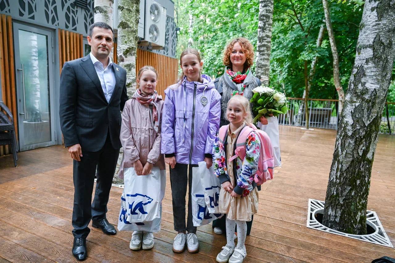 Станислав Каторов: Поддержка семей с детьми остаётся одним из ключевых направлений нашей работы в Ленинском округе