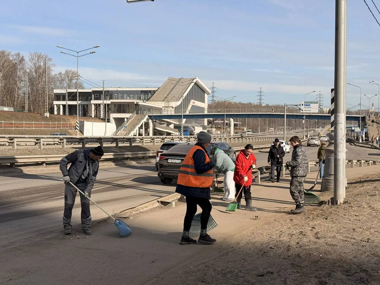 #ПрямоСейчас в Павшинской Пойме кипит субботняя работа!