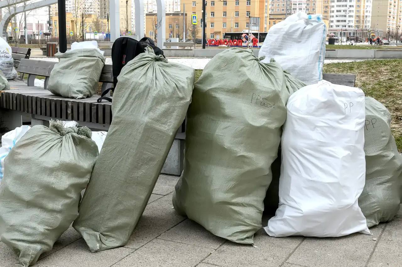 В Кузнечиках собрали 113 мешков вторсырья В Кузнечиках собрали 113 мешков вторсырья