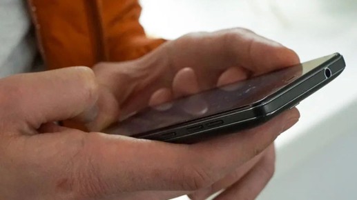 Брянцев предупреждают о важности защиты личных данных в интернете