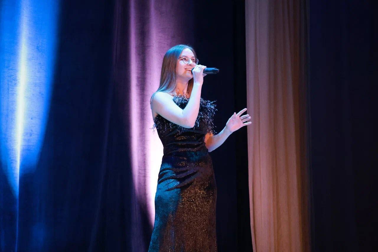 В Подольске завершилась серия концертов к 20-летию коллектива «Фристайл» В Подольске завершилась серия концертов к 20-летию коллектива «Фристайл»